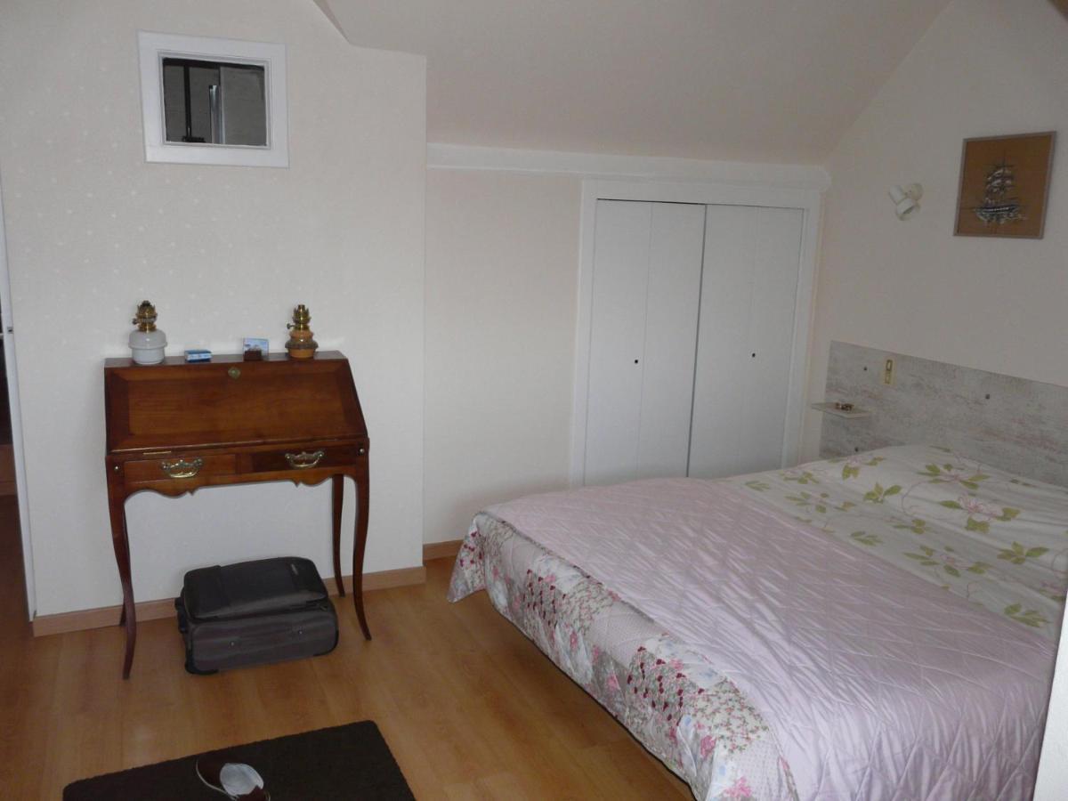 Mamoucafecouette Bed and Breakfast Roz-sur-Couesnon Exterior foto