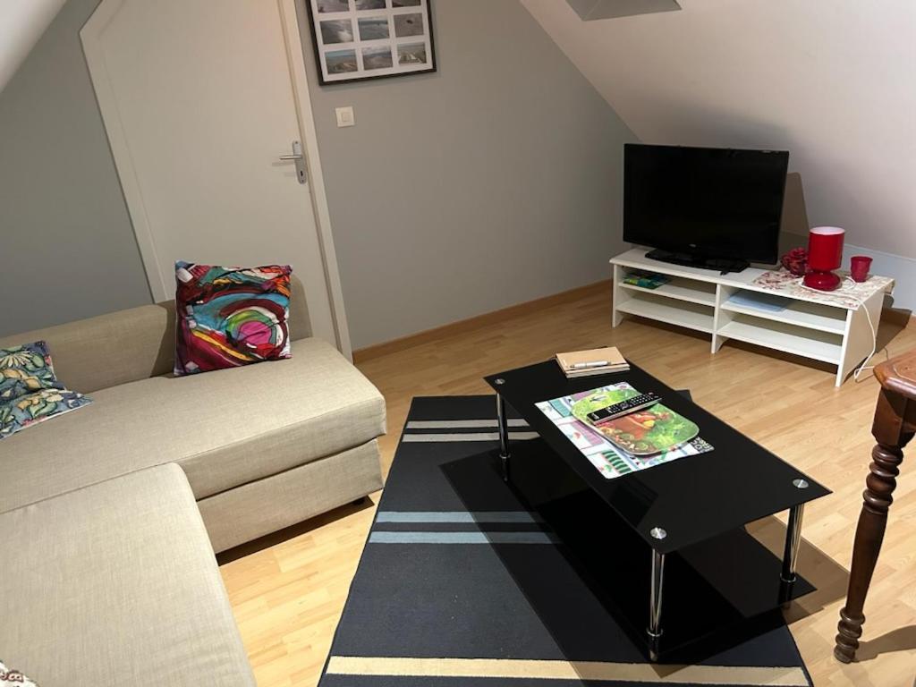 Mamoucafecouette Bed and Breakfast Roz-sur-Couesnon Exterior foto