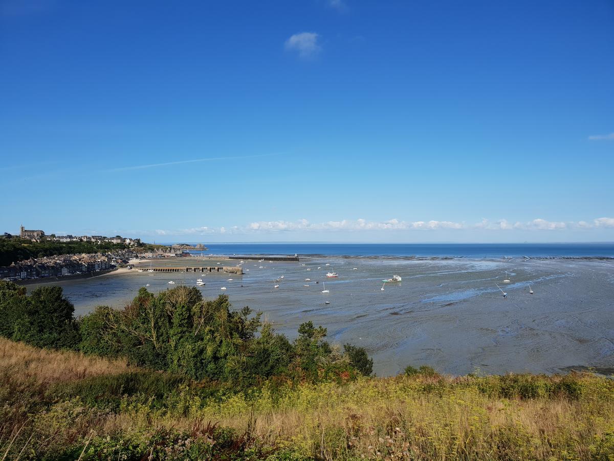 Mamoucafecouette Bed and Breakfast Roz-sur-Couesnon Exterior foto