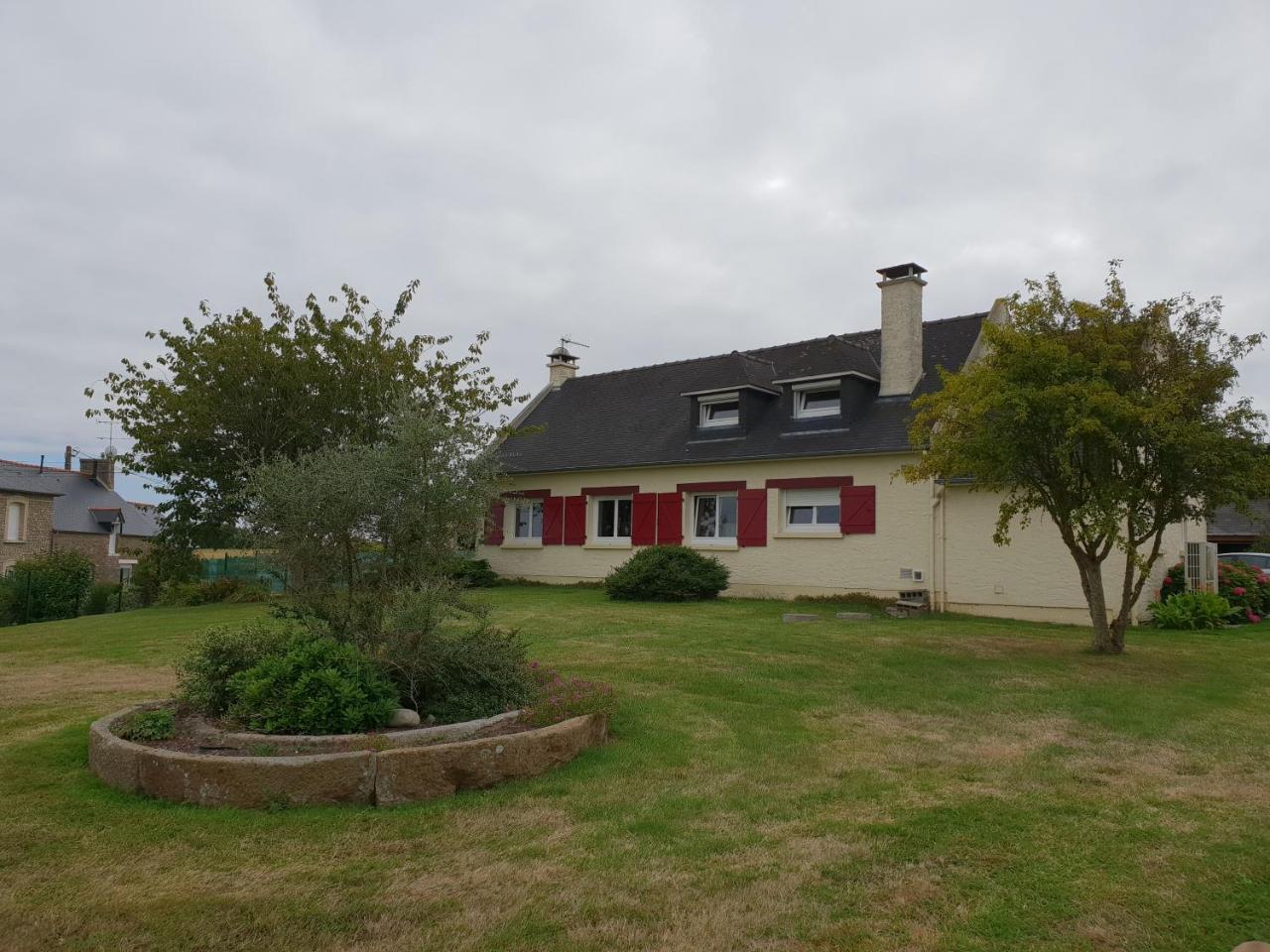 Mamoucafecouette Bed and Breakfast Roz-sur-Couesnon Exterior foto